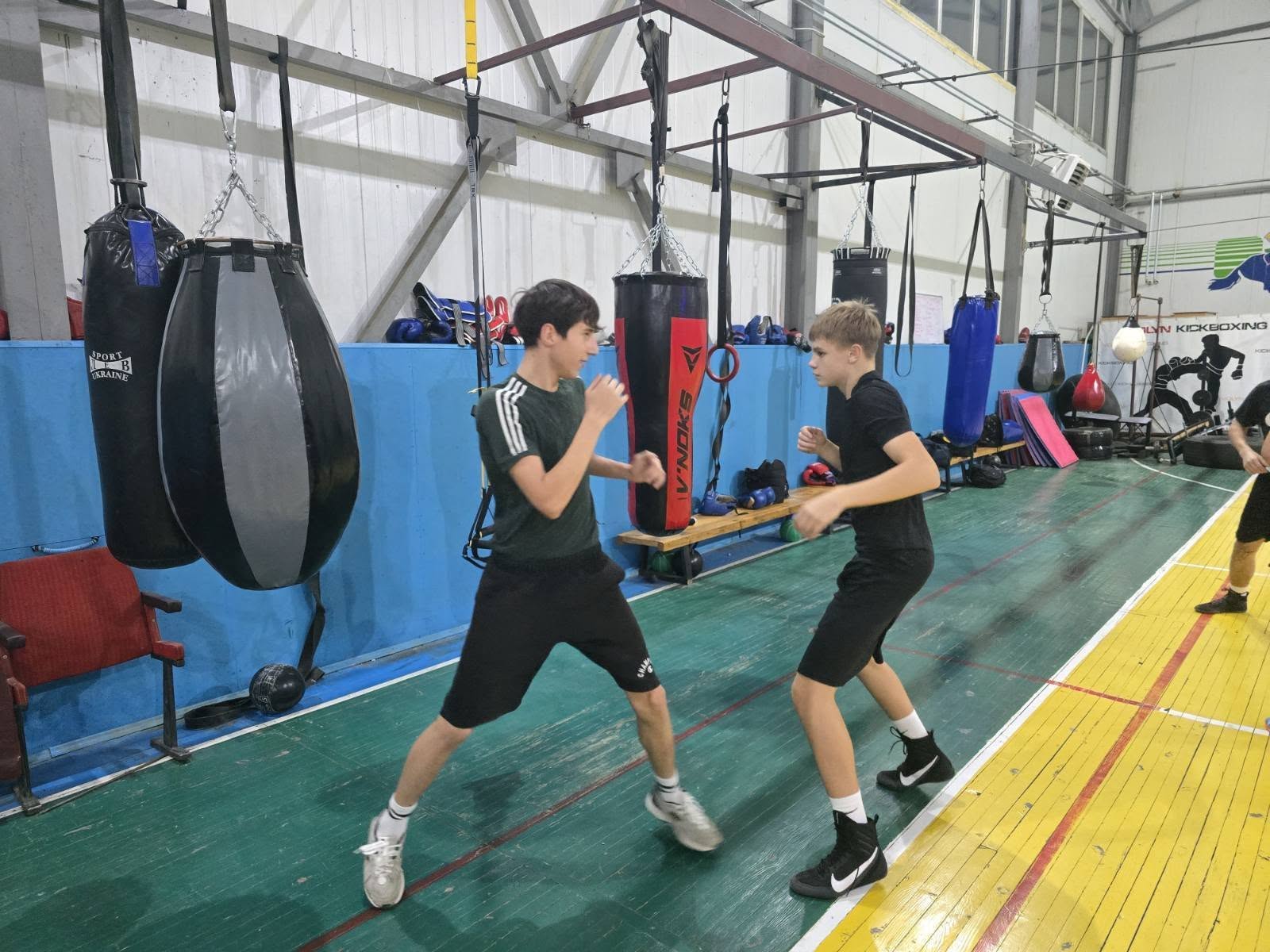 Спільне тренування боксерських закладів